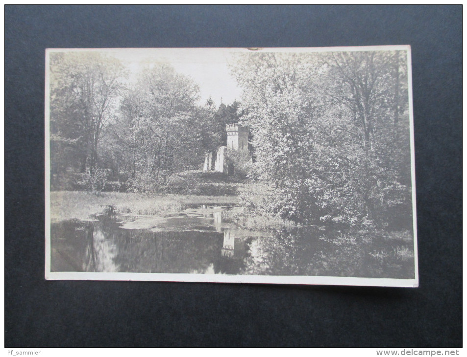 AK / Echtfoto 1930 Estland. Alter Turm / Burg. - Estonie