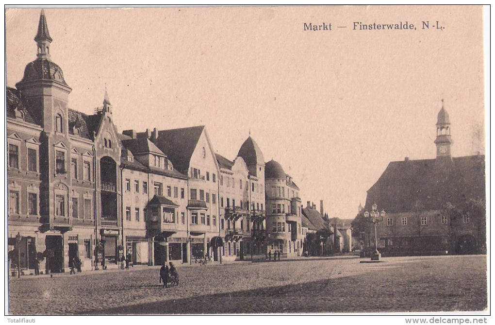 FINSTERWALDE Lausitz Markt Belebt Geschäfte Albert Staberow Bahnpost 11.8.1919 Gelaufen - Finsterwalde
