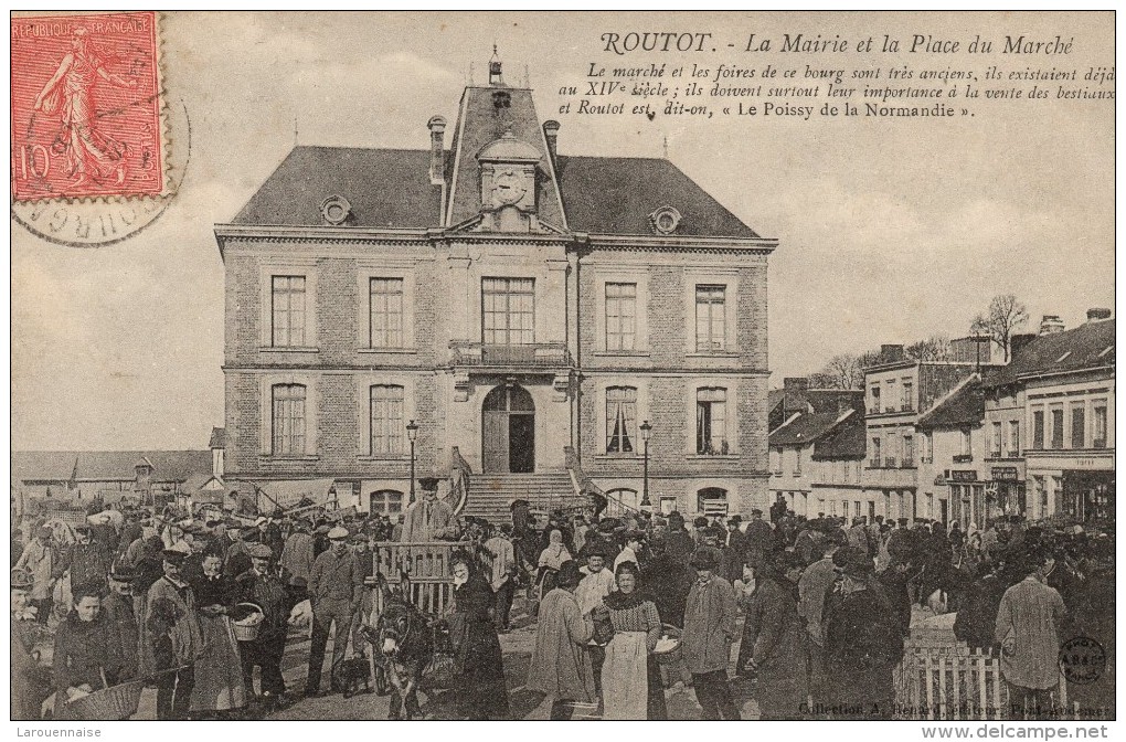 27- ROUTOT -  La Mairie Et La Place Du Marché - Routot