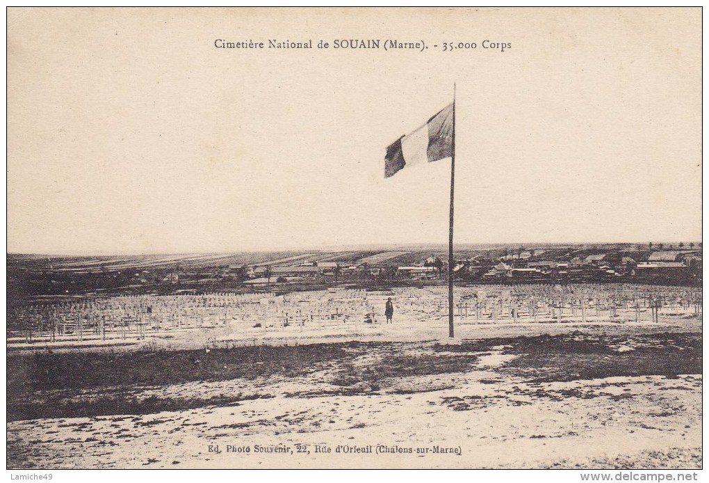 Souain Marne  Cimetière Ou Reposent 35000 Corps ( Drapeau ) - Souain-Perthes-lès-Hurlus