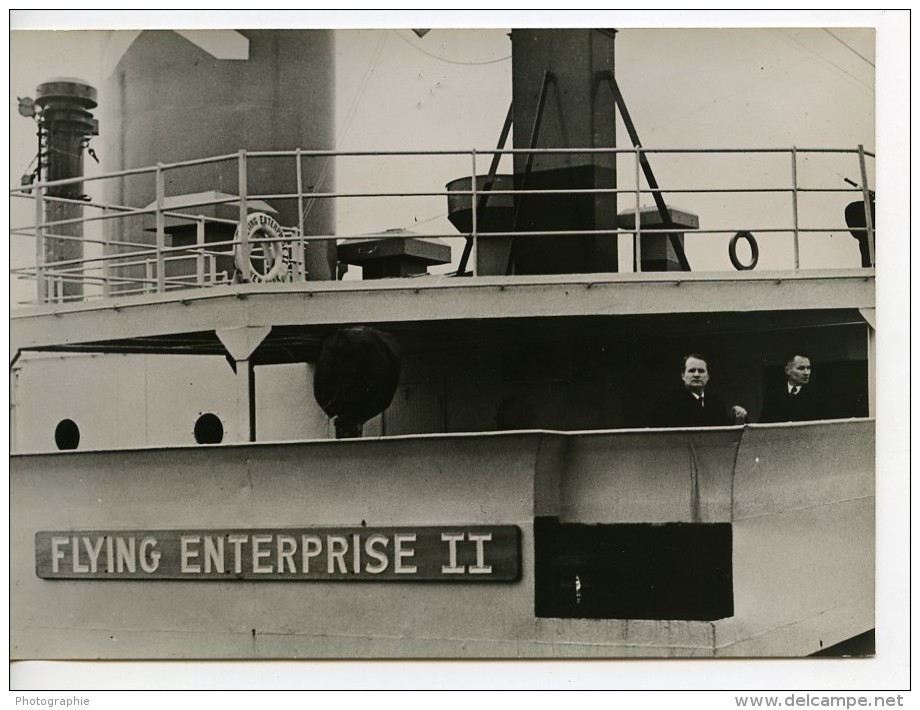 France Le Havre Arrivée Du Capitaine Carlsen Naufrage Du Flying Enterprise Ancienne Photo 1952 - Boats