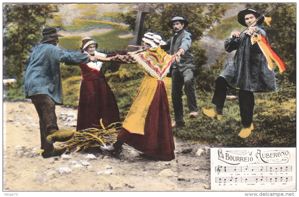 Carte Postale Des Années 50-60 Du Folklore Auvergnat - La Bourrée - Autres & Non Classés