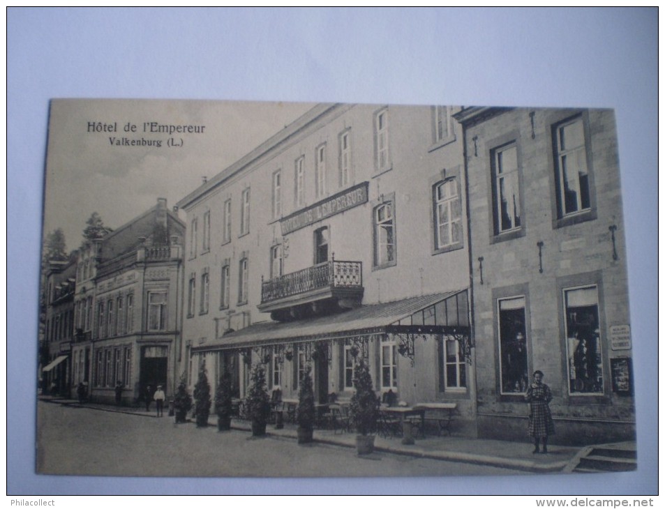 Valkenburg // Hotel De L´Empereur // Winkel Max Corriaux Rechts Vh Hotel // 19?? - Valkenburg