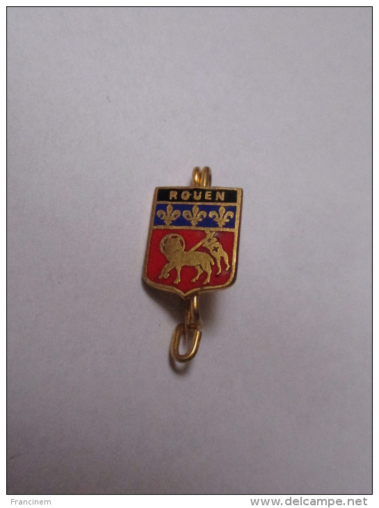 Badge / épinglette Blason Rouen (hauteur Du Blason: 1,4 Cm) - Autres & Non Classés