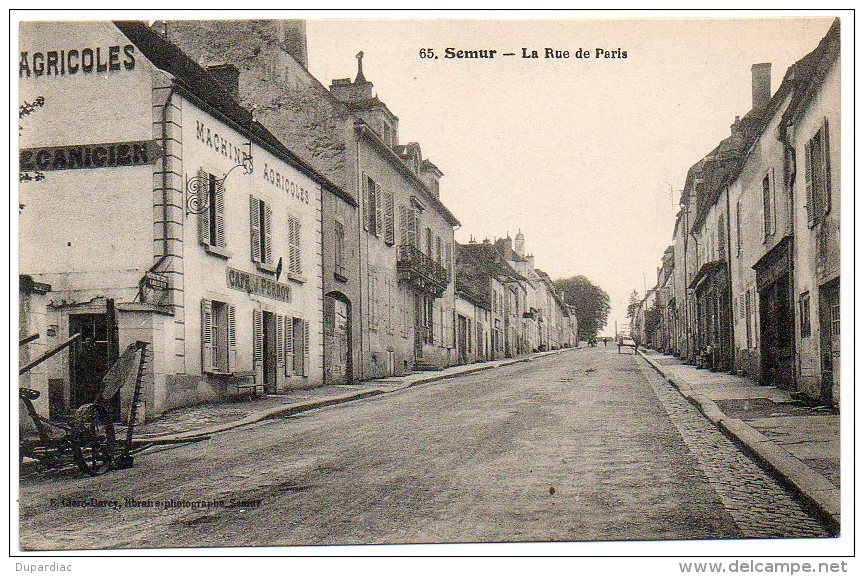 21 - Côte D'Or / SEMUR -- La Rue De Paris (Machines Agricoles, Café Perrot). - Semur