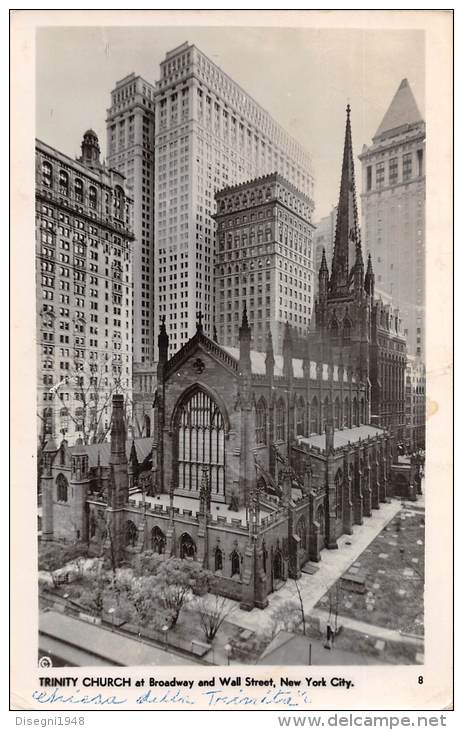 04566 "TRINITY CHURCH AT BROADWAY AND WALL STREET, NEW YORK CITY" ARCHITECT. OF XIX AND XX CENTURY . ORIGINAL POST CARD - Churches