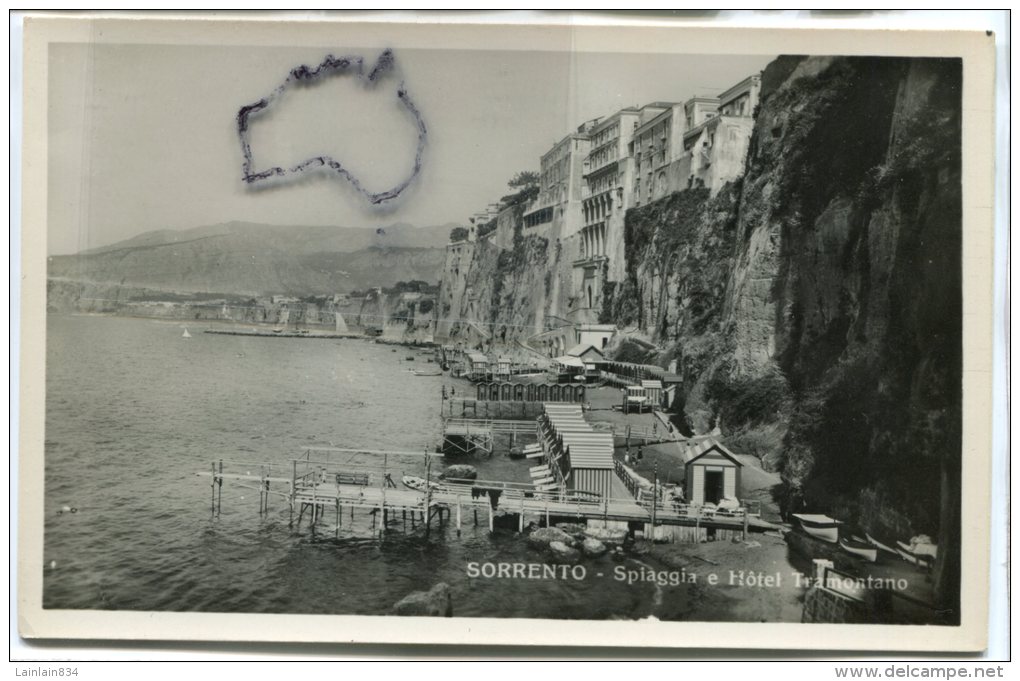 - SORRENTO - Spiaggia E Hôtel Tramontano, Glacée, Petit Format, Non écrite, Cliché Peu Courant, TTBE, Scans.. - Other & Unclassified