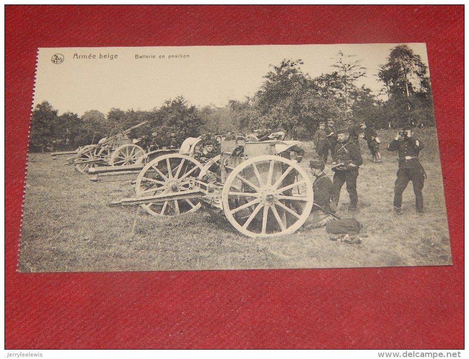 MILITARIA - ARMEE BELGE -  Batterie En Position - Matériel