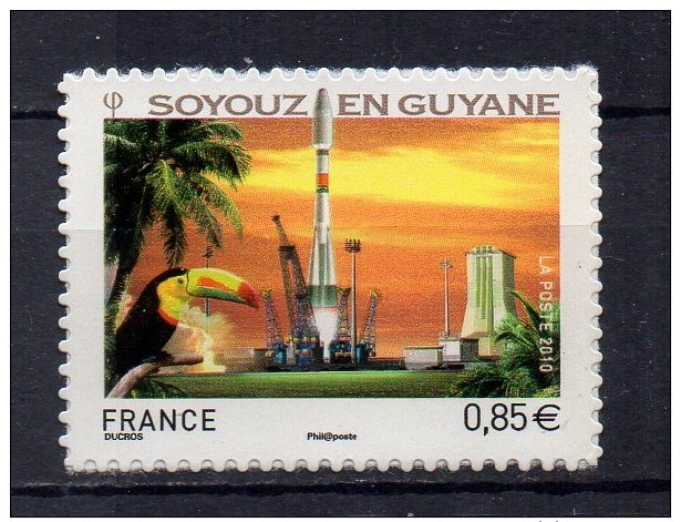 FRANCE - 2010 - ESPACE - DECOLLAGE DE LA FUSEE RUSSE SOYOUZ EN GUYANE  -  N° 470 - NEUF*** - Autres & Non Classés