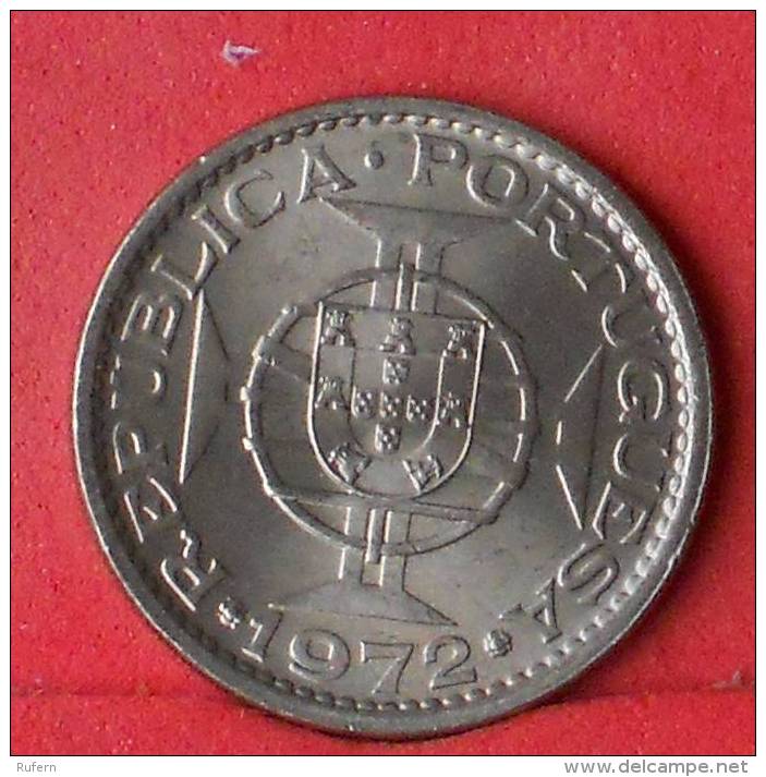 ANGOLA  5  ESCUDOS  1972   KM# 81  -    (Nº13245) - Angola