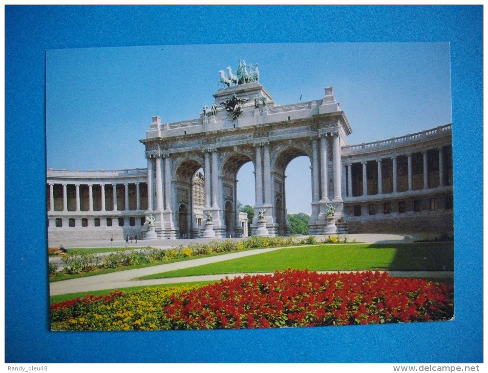 BRUXELLES - BRUSSEL    -  Les Arcades Du Palais Du Cinquantenaire  -   Belgique - Aeroporto Bruxelles