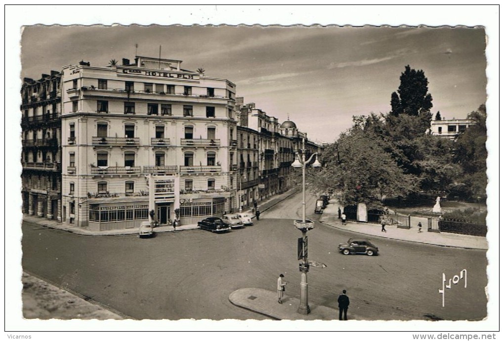 CPSM 34 MONTPELLIER Place De La Gare Et Rue De La Republique - Montpellier