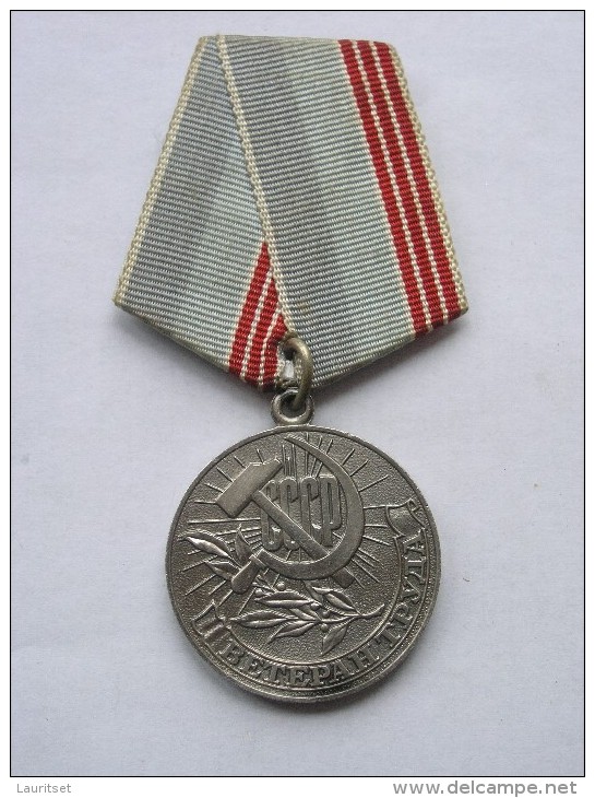 Soviet Union Order Of Honour Medille Veteran Truda Veteran Of Work - Russia