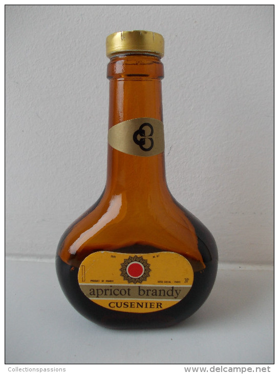 - Ancienne Mignonnette APRICOT BRANDY. CUSENIER - - Mignonnettes