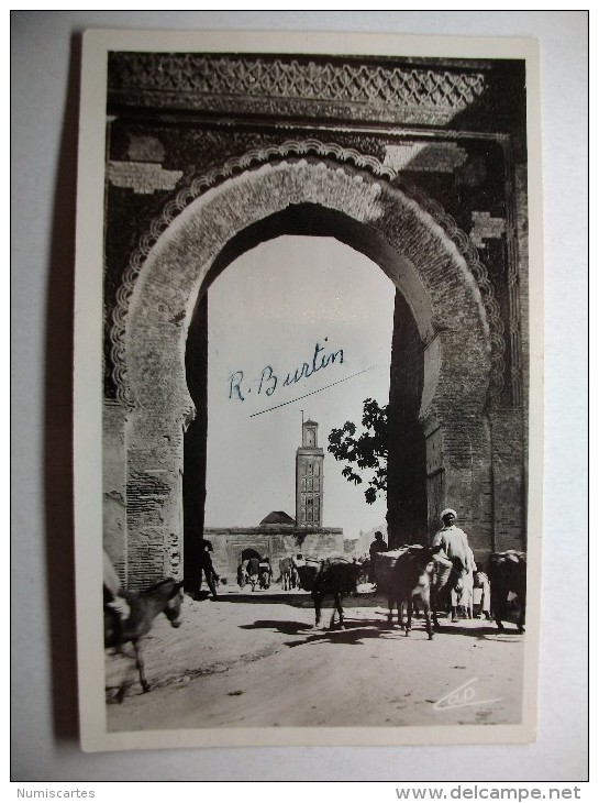 Carte Postale Maroc Merknès L'Entrée De La Ville (Correspondance 1947) - Meknès