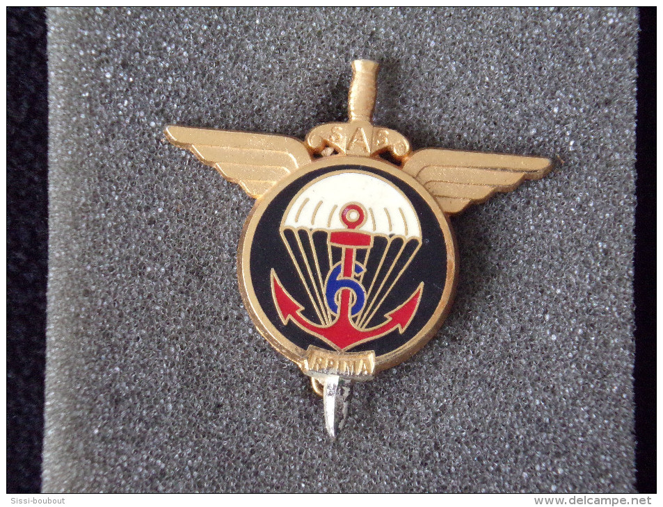 Insignes Militaire "6ème Régiment Parachutistes Infanterie De Marine "ENGINEER REGIMENT " - Marine