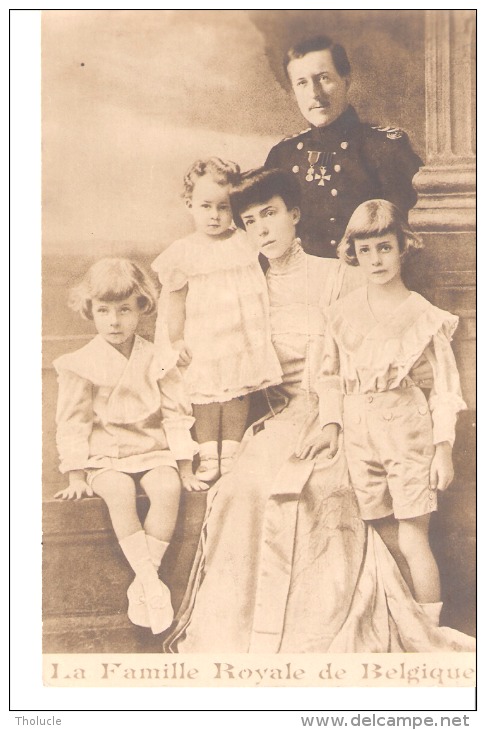 Carte-Photo-Belgique-Famille Royale- Le Roi Albert I Roi Des Belges- La Reine Elisabeth-Marie-Josée-Léopold Et Charles - Familles Royales