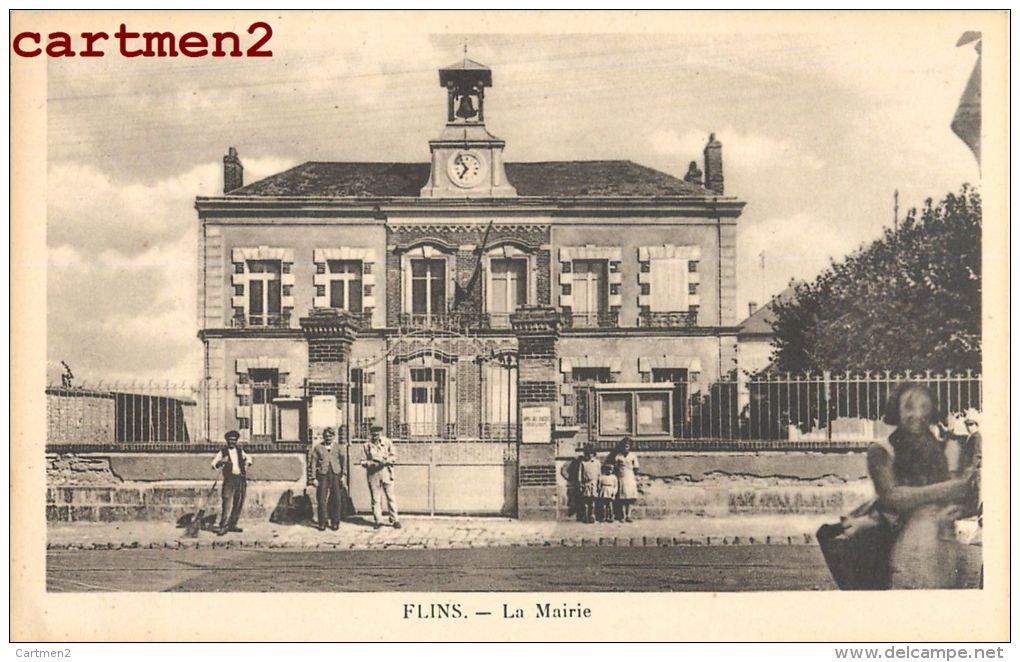 FLINS-SUR-SEINE LA MAIRIE ANIMEE - Flins Sur Seine