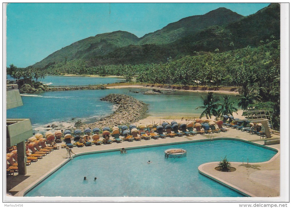 PORT GLAUD FROM MAHE BEACH HOTEL, SEYCHELLES - Seychellen