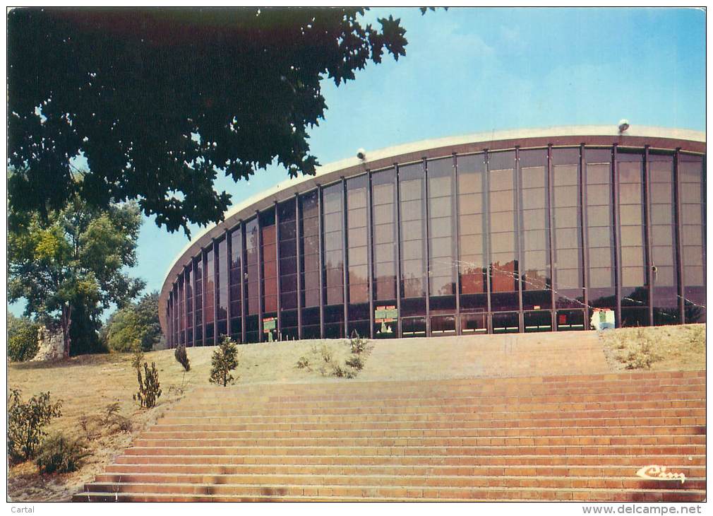 CPM - 59 - CAMBRAI - Palais Des Grottes - Cambrai