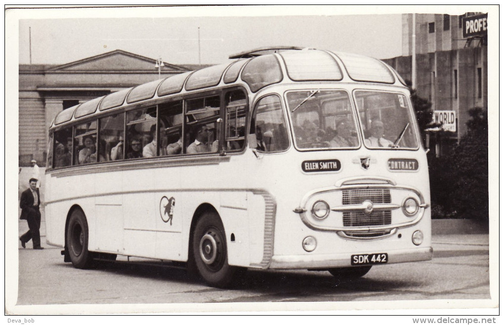 Bus Photo Ellen Smith Rochdale Leyland Worldmaster Plaxton Consort Coach SDK442 - Cars