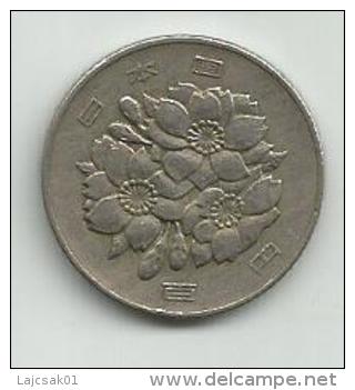Japan 100 Yen 42 (1967) - Japan