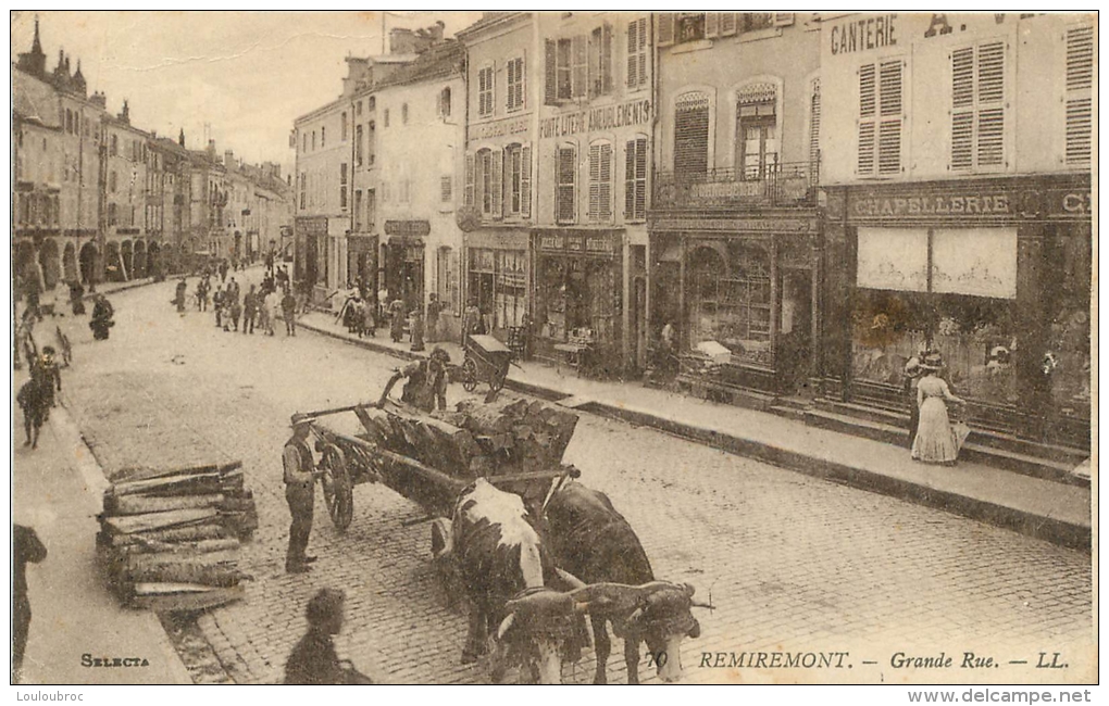 REMIREMONT GRANDE RUE DECHARGEMENT DU BOIS - Remiremont