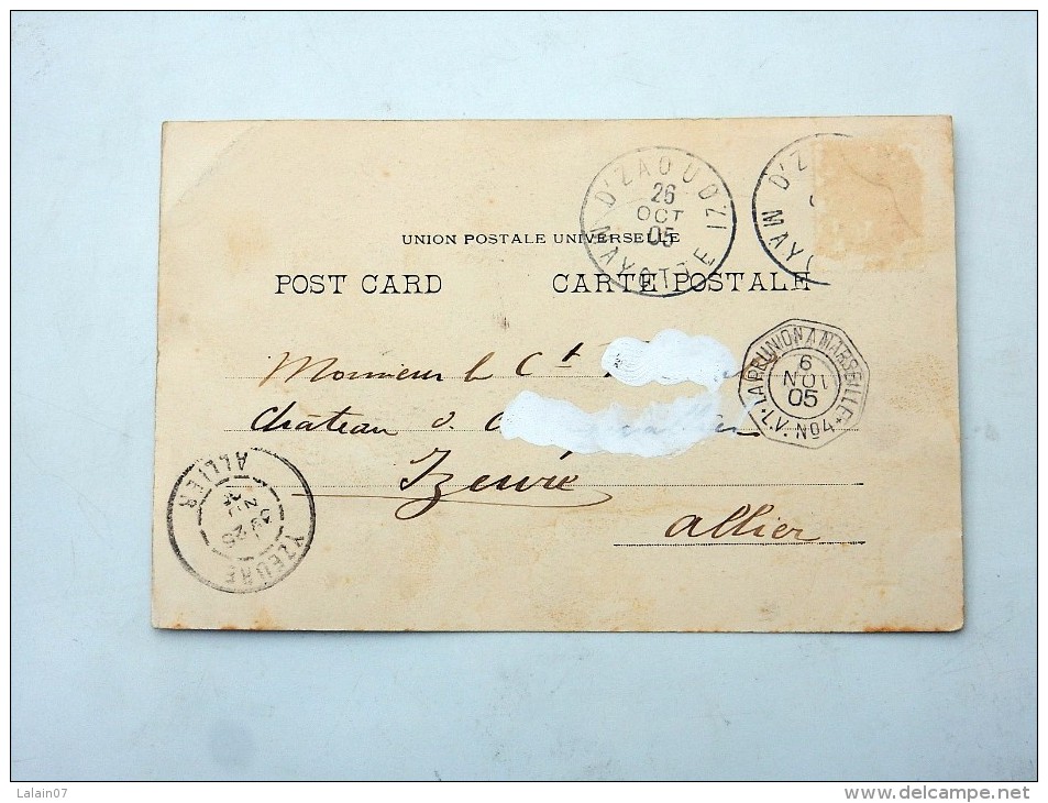 Carte Postale Ancienne : COMORES : MAYOTTE : Le Wharf De Débarquement, Animé En 1905 - Mayotte