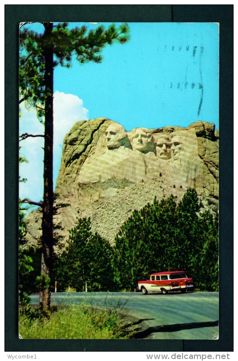 USA  -  Rushmore National Memorial  Used Postcard As Scans - Mount Rushmore