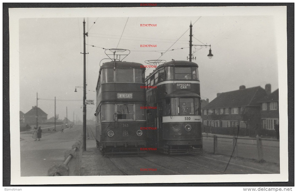 RK1175 Leeds City Trams 550 & 263 At Belle Isle 1952? - Trains