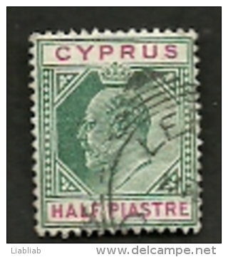 CHYPRE  = 3 TIMBRES  POSTE  N° 34 + 122 + 139 - - Oblitérés