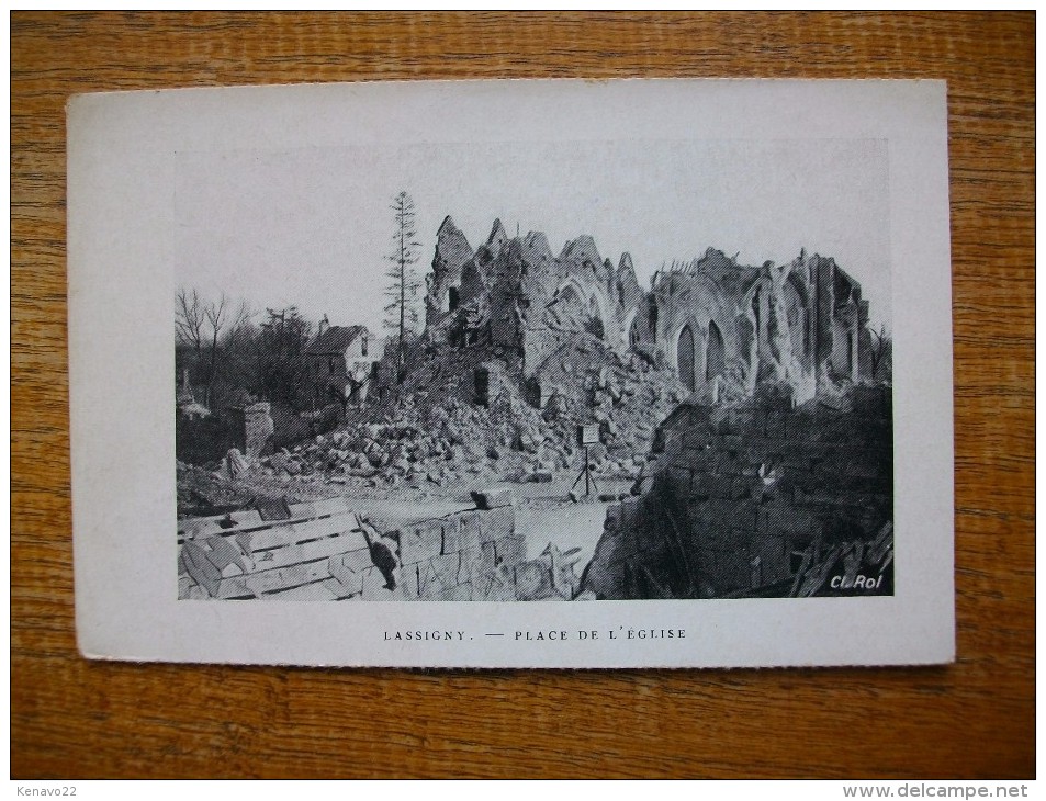 Lassigny , Place De L'église """ En Ruines "" - Lassigny