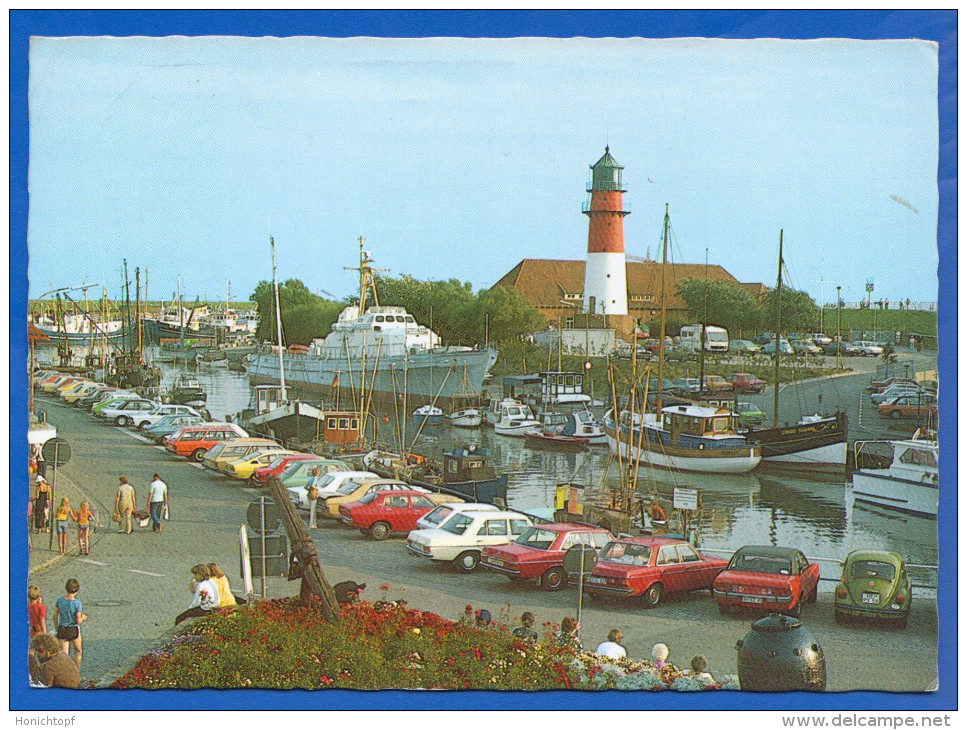 Deutschland; Büsum; Hafen Mit Leuchtturm - Büsum