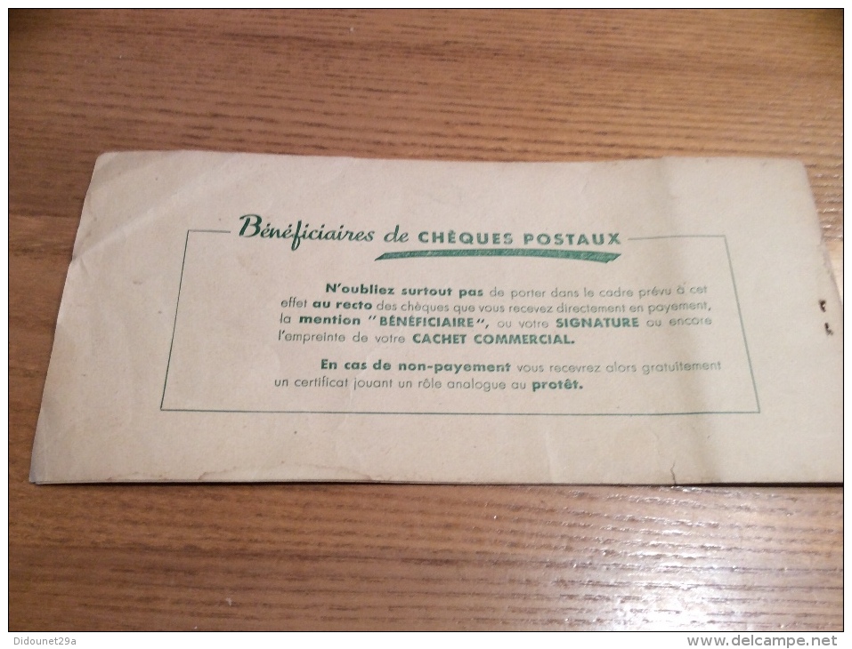 Chéquier * "CHEQUES POSTAUX - CHÈQUES De RETRAIT, D´ASSIGNATION Ou AU PORTEUR" - Cheques & Traveler's Cheques