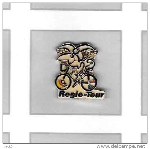 Pin´s  Humoristique, Sport  Cyclisme  Regio - Tour - Cyclisme