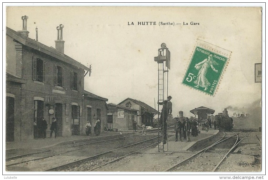 72 - LA HUTTE - La Gare - CPA - Andere & Zonder Classificatie