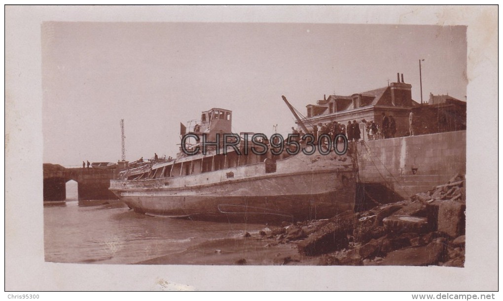 3 PHOTOS ANCIENNES - NAUFRAGE DU BATEAU SAINT PHILIBERT - LIAISON PORNIC - NOIRMOUTIER - Bateaux