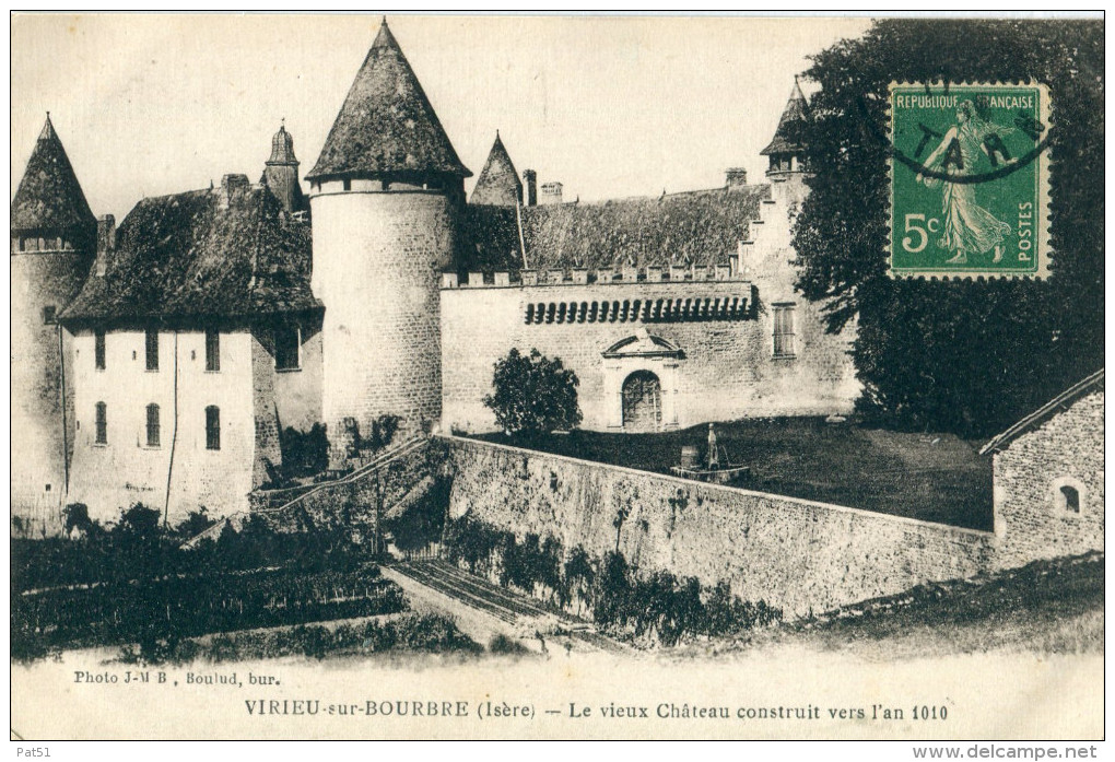 38 - Virieu Sur Bourbre : Le Vieux Château - Autres & Non Classés