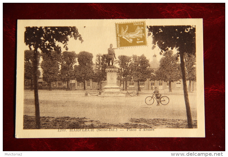 HARFLEUR - Place D'Armes - Harfleur