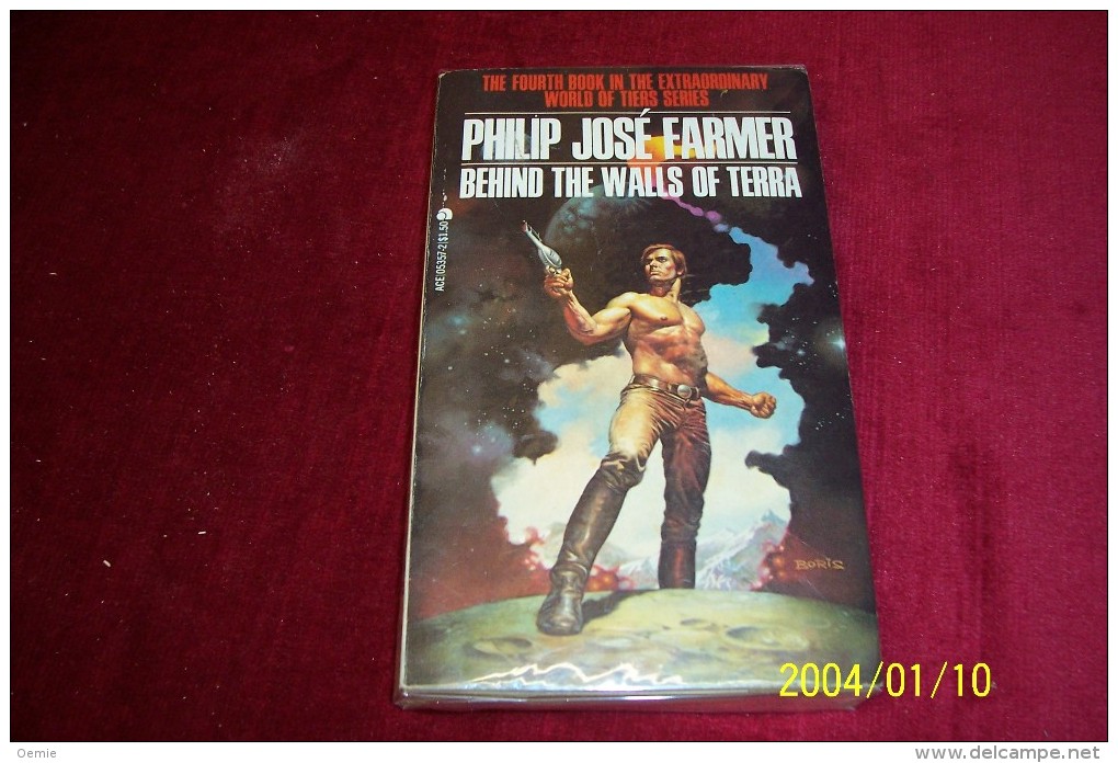 PHILIP JOSE FARMER  °  BEHIND THE WALLS OF TERRA - Sciencefiction