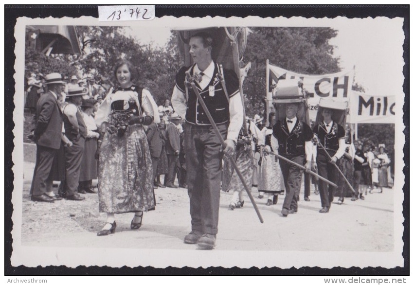 Affoltern Im Emmental (photo H. Stettler Burgdorf ) Festzug Um 14.08.1934 Heimattracht, Paare, Käseträger (13´742) - Affoltern Im Emmental 