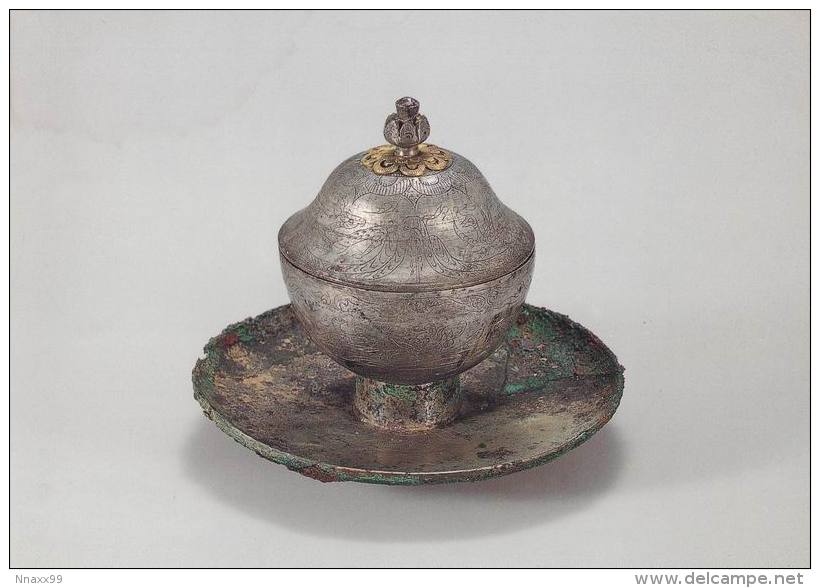 Korea - Silver Cup With Bronze Stand, From The Tomb Of King Muryong Of Paeche, Gongju-shi Of Chungchangnam-do - Corea Del Sur