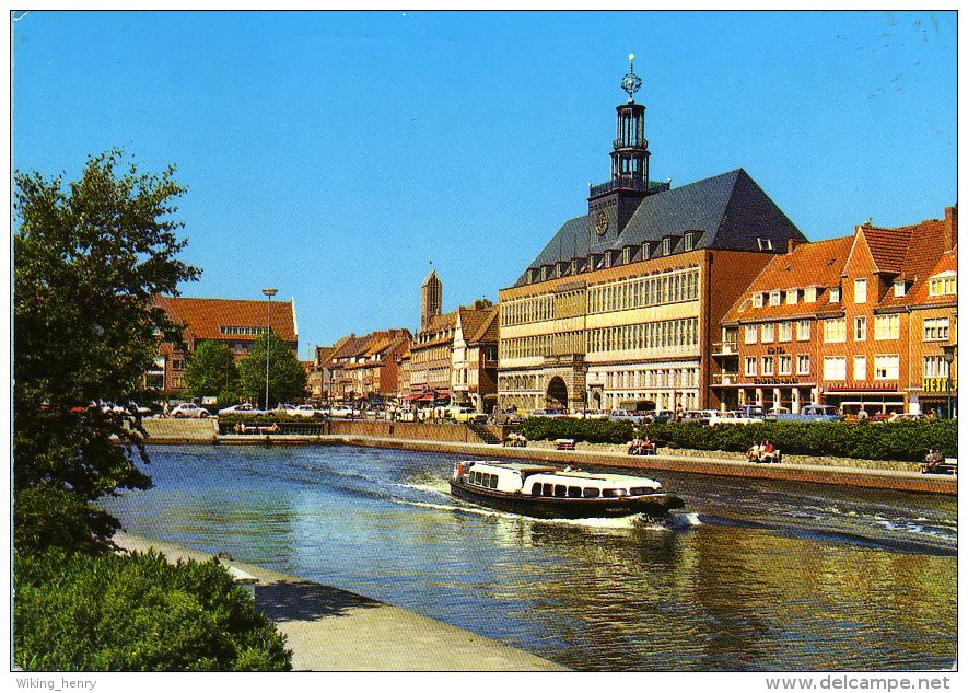 Emden - Am Delft Mit Rathaus - Emden