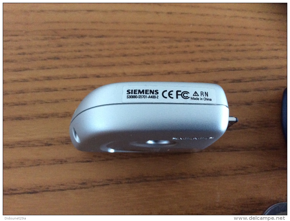 Plug In Mini-caméra SIEMENS S30880-S5701-A400-2 Dans Son étui - Autres & Non Classés