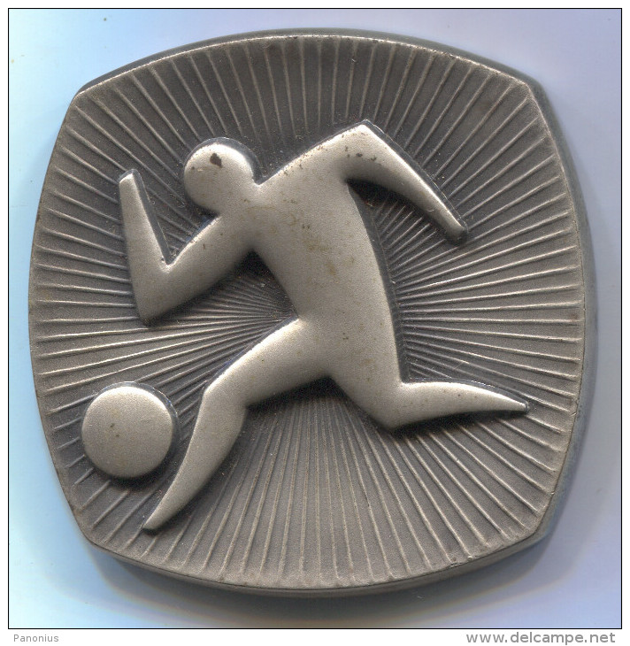 FOOTBALL / SOCCER / FUTBOL / CALCIO - FSJ, Yugoslavia, Federation, Medal / Plaque, BERTONI MILANO, Dimension: 55x55mm - Habillement, Souvenirs & Autres