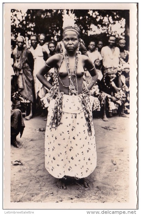 ⭐ Dahomey - Carte Postale - CP - Jeune Féticheuse D'Abomey - Collection G. LABITTE ⭐ - Dahomey