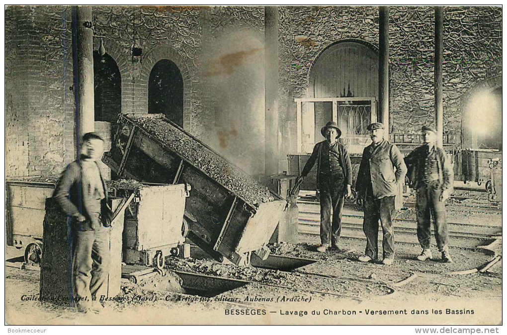 CPA Du Gard 30 BESSEGES  Lavage Du Charbon Versement Dans Les Bassins Voyagée Pour L'Ardèche - Bessèges