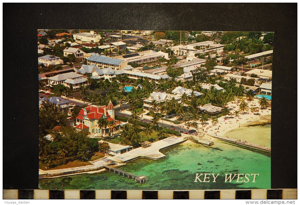 CP, Etats Unis, Florida, Aerial View Of Southernmosthouse Duval And South Street KEY WEST - Key West & The Keys