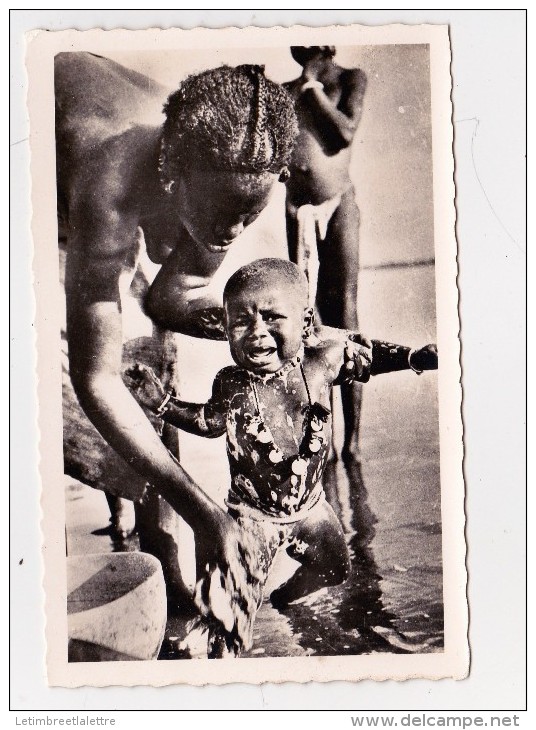 ⭐ Niger - Carte Photo - CP - Toilette De Bébé Au Fleuve Collection G. LABITTE ⭐ - Niger