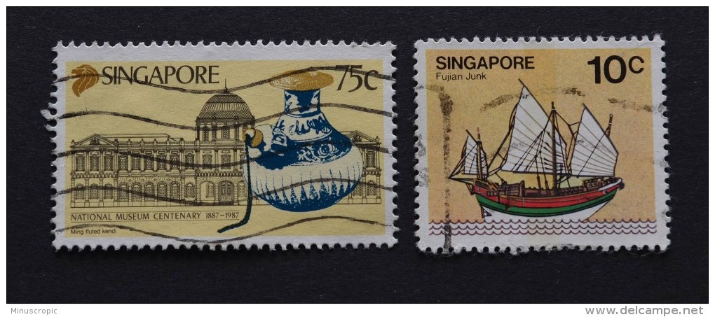 2 Timbres Oblitérés Singapour - Singapur (1959-...)